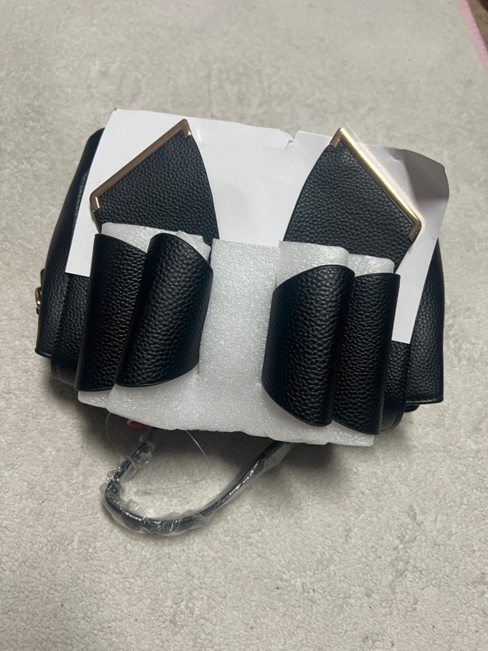 LIKE DREAMS Jasmine Bowtie Crossbody Bag - Picture 4 of 5